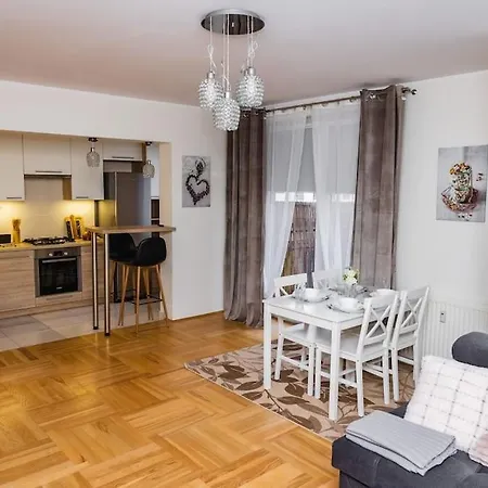 Apartment Easy Rent Apartments- Bielskiego 1 24h-check In Lublin