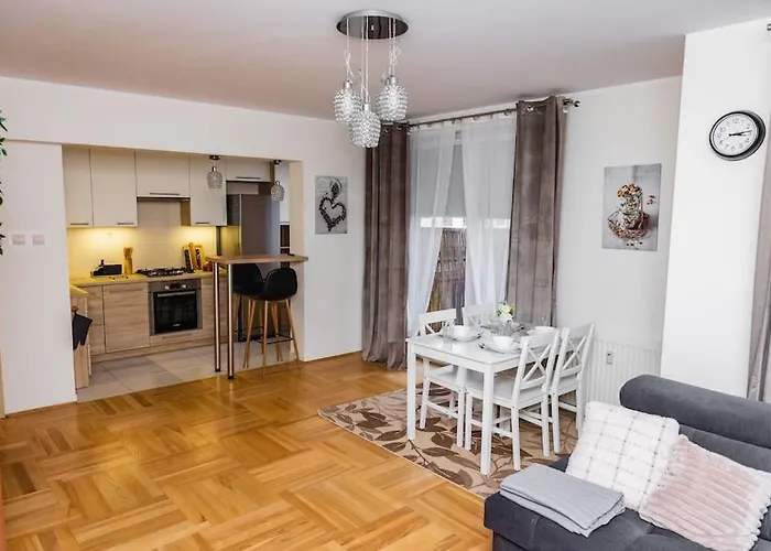 Апартаменти Easy Rent - Bielskiego 1, 24h Check-in Люблін